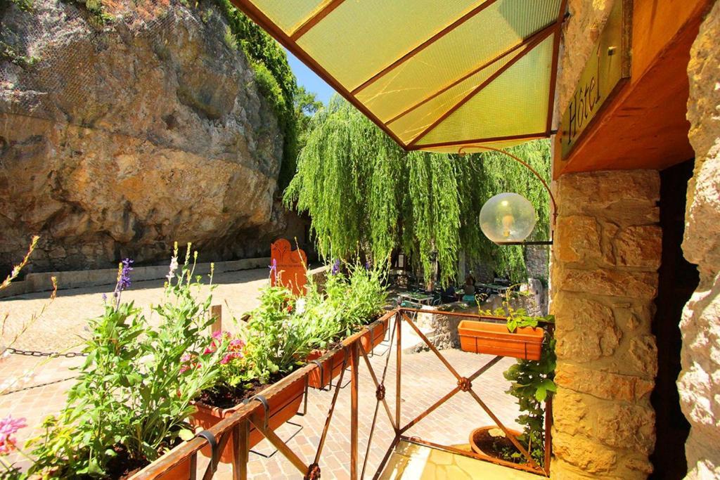 Hostellerie Du Vieux Moulin Duilhac Bagian luar foto